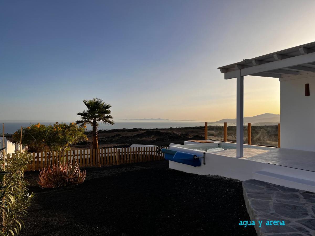 티아즈 Casa Tie' Lanzarote Vista Mar - Piscina Relax - Adults Only 아파트 외부 사진
